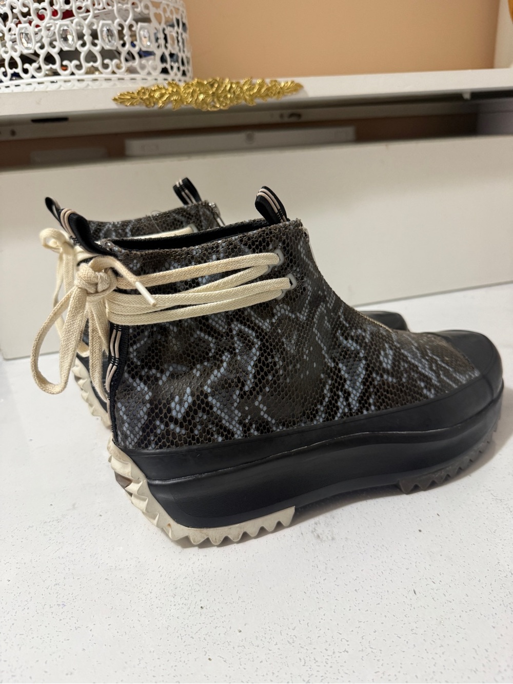 CONVERSE Womens Black Snakeskin Platform Ankle Sneakers - Picture 2 of 16
